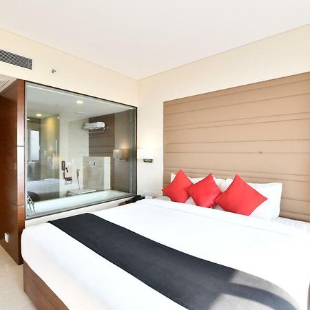 Krishna Palace Hotel - Ambernath Ambarnath Kültér fotó