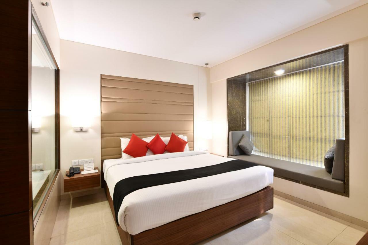 Krishna Palace Hotel - Ambernath Ambarnath Kültér fotó